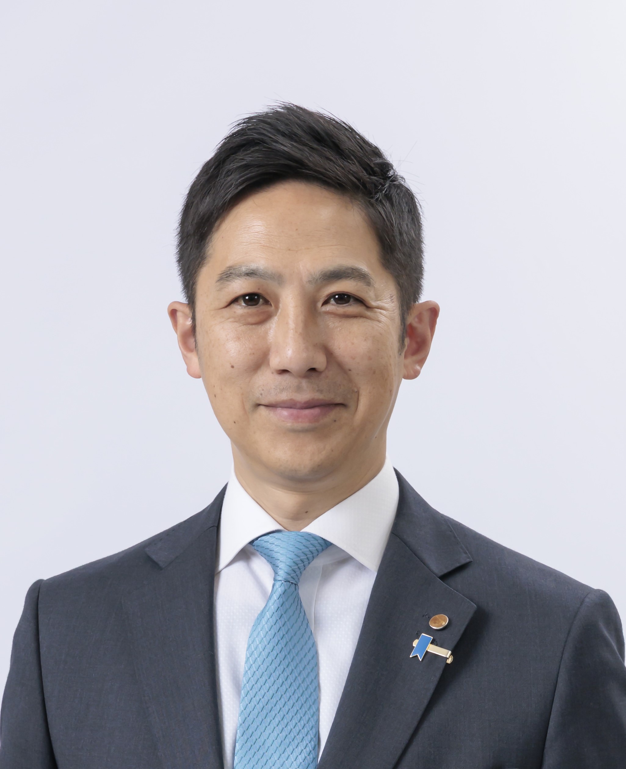 아키타현 단체장 스즈키 겐타(鈴木 健太)