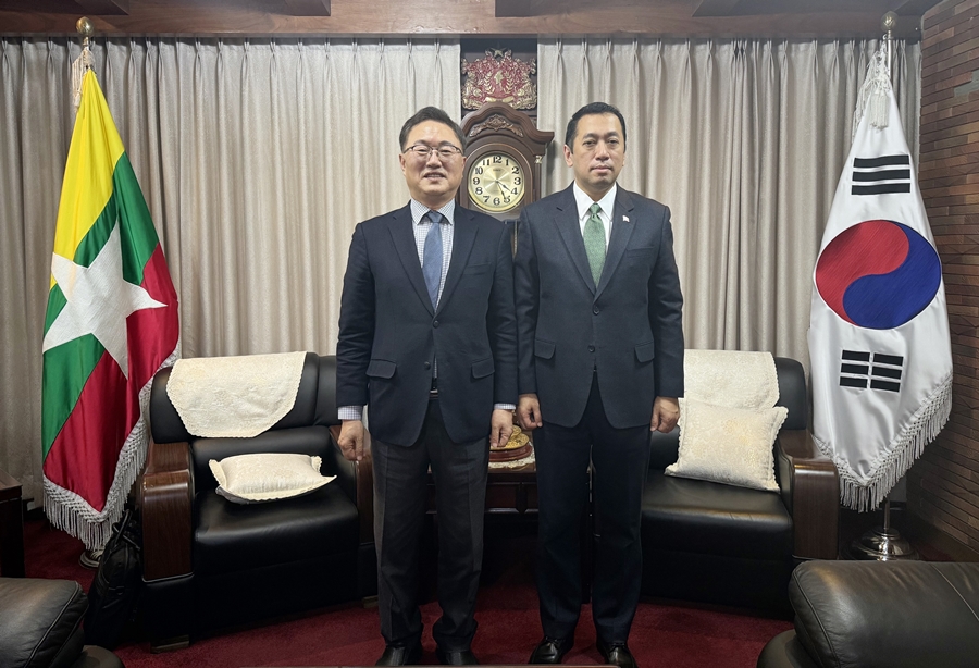 Генеральный секретарь встретился с Послом Мьянмы