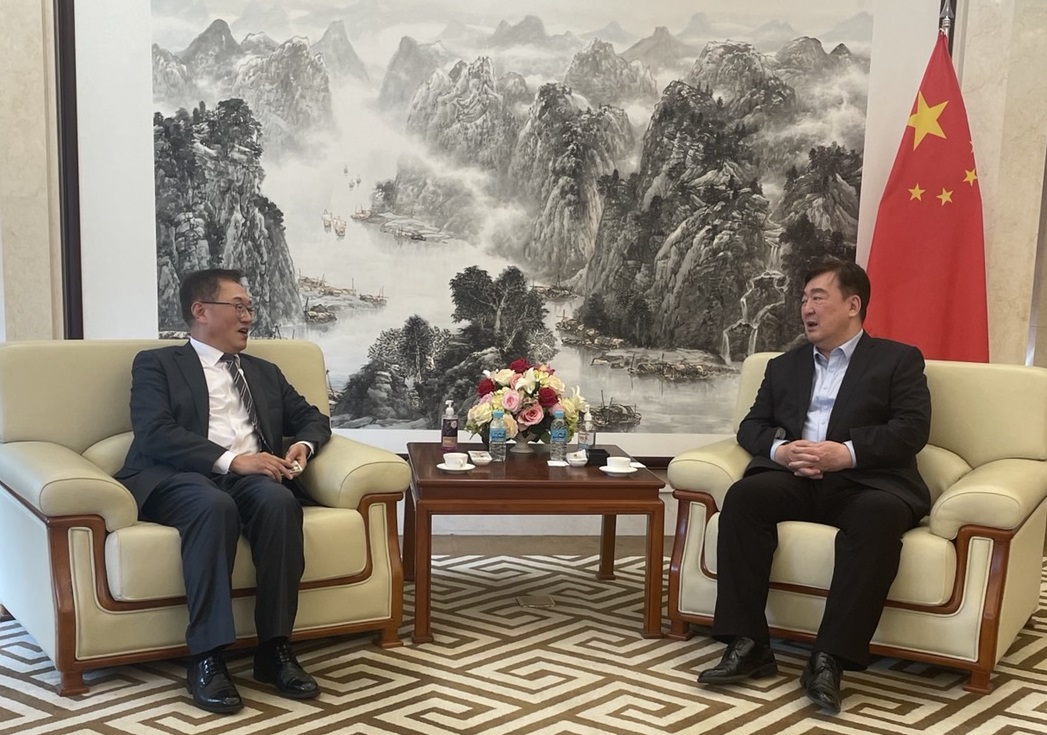 NEAR Secretary-General Visits XING Haiming, Chinese Ambassador to Korea
