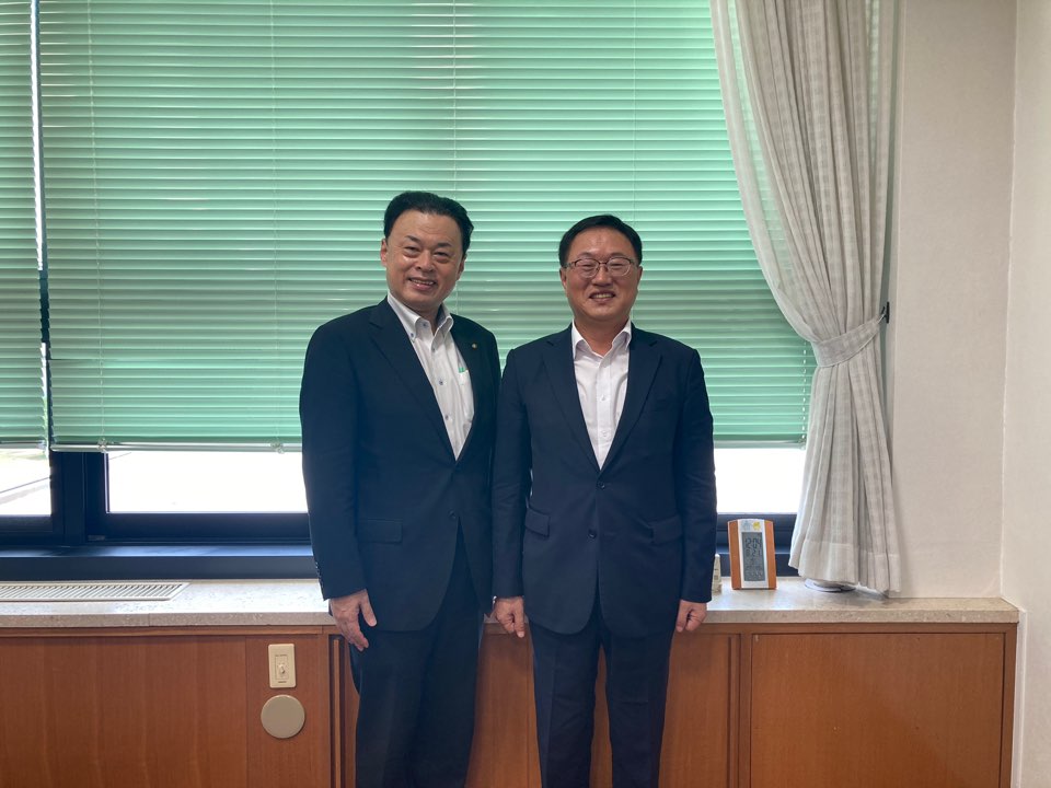 첨부파일