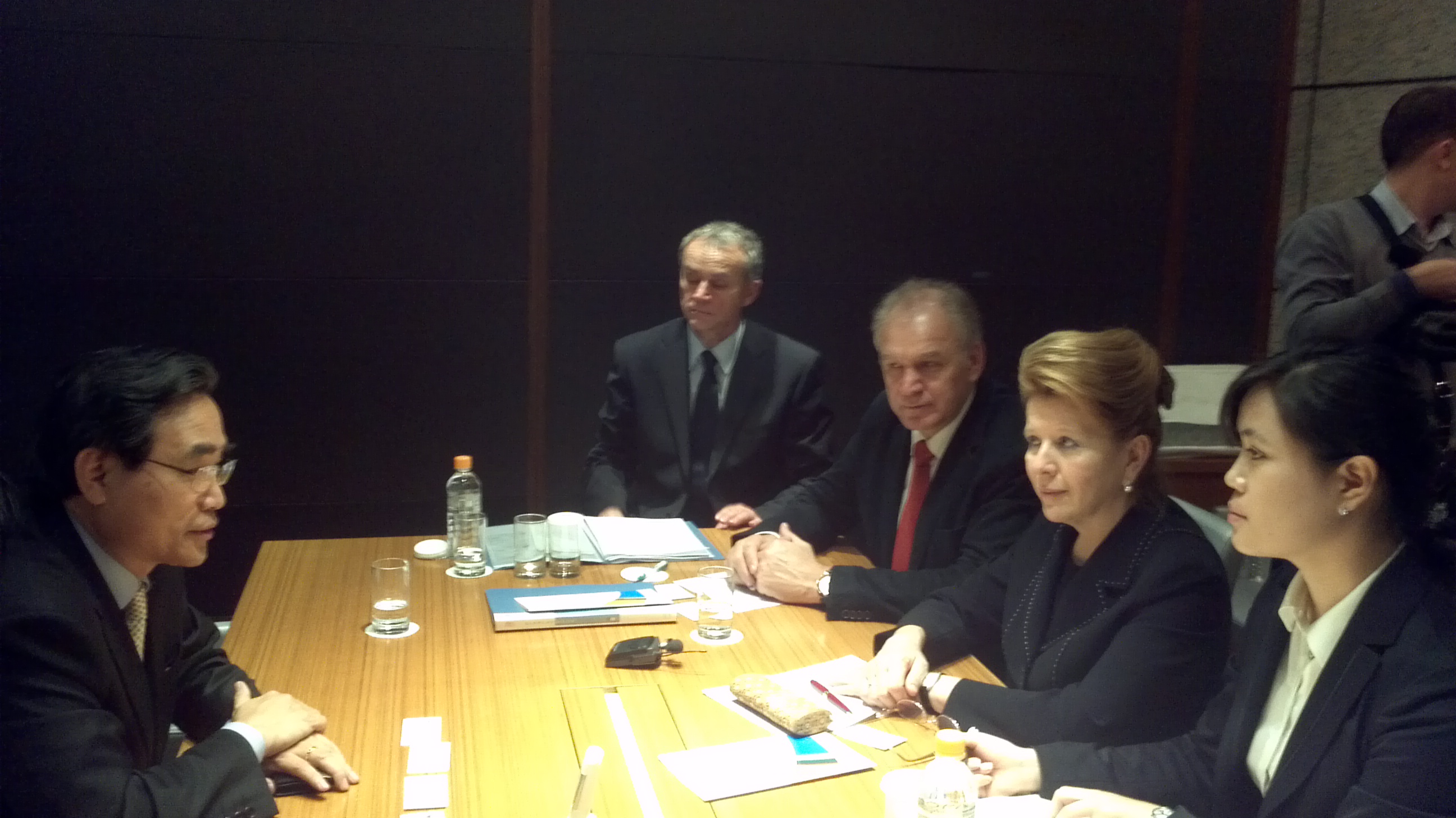 Ерөнхий на...